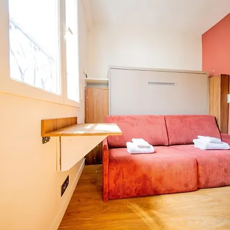 Διαμέρισμα Cute Red - Reaumur Sebastopol