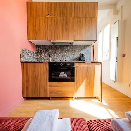 Apartmán Cute Red - Reaumur Sebastopol *