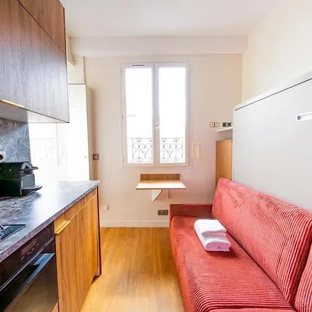 Cute Red - Reaumur Sebastopol *